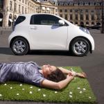 Toyota iQ 2008 года